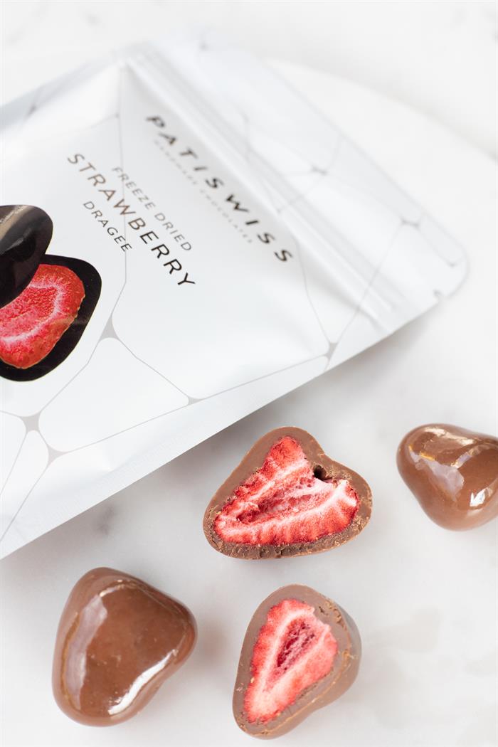 sutlu-cikolatali-cilek-draje-416954